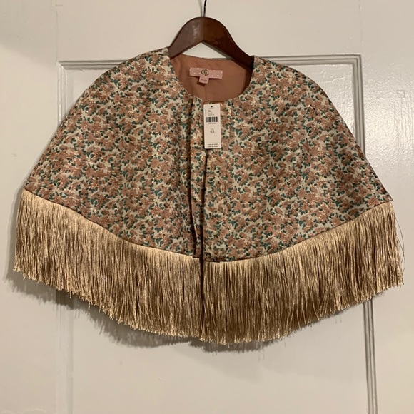 ✨ Anthropologie Metallic Fringe Cape - Picture 4 of 5